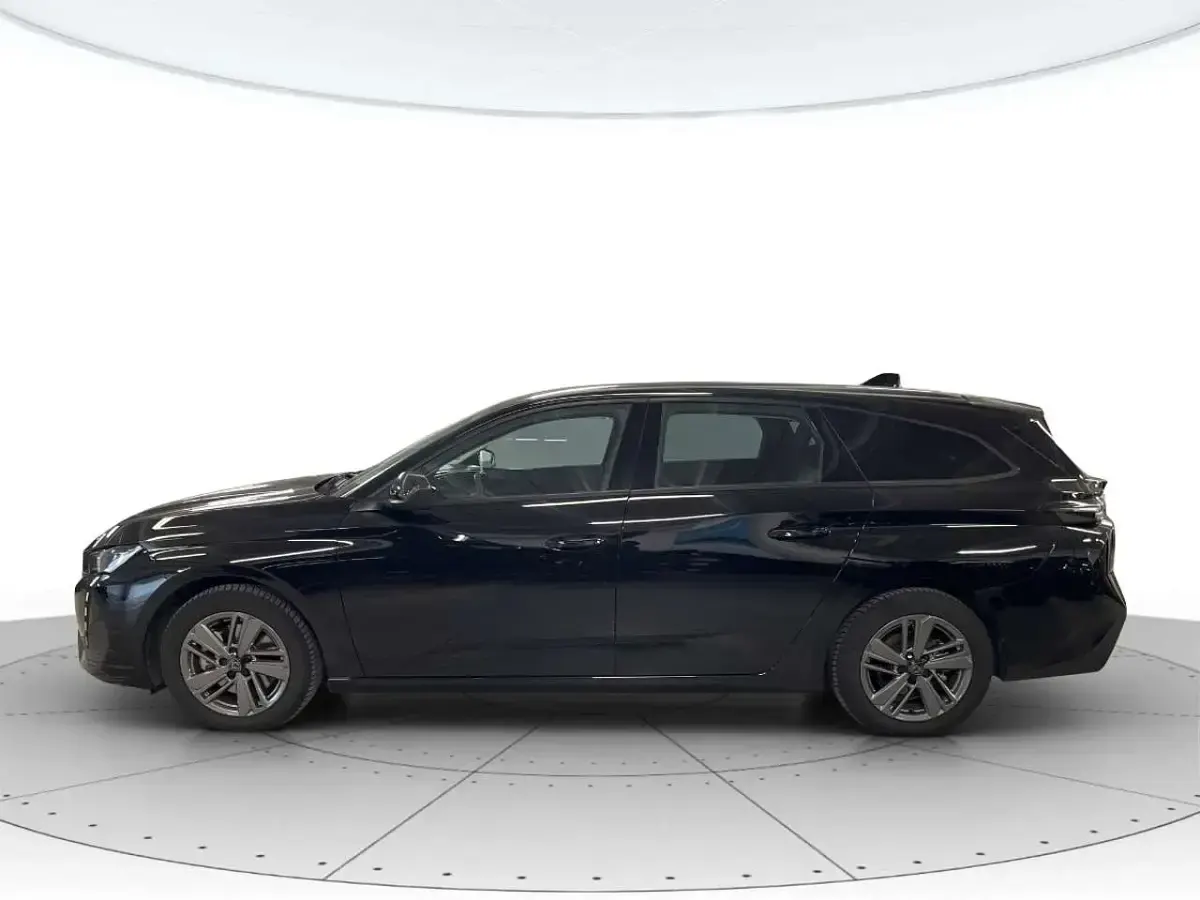 Usata Peugeot 308 SW Active 131 CV (96 kW) 2023 Nero perla Station wagon