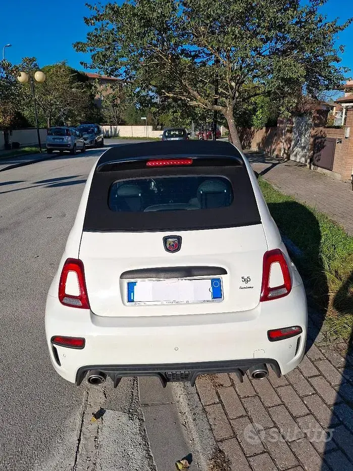 Usata Abarth 595 160 CV (117 kW) 2024 Bianco Utilitaria