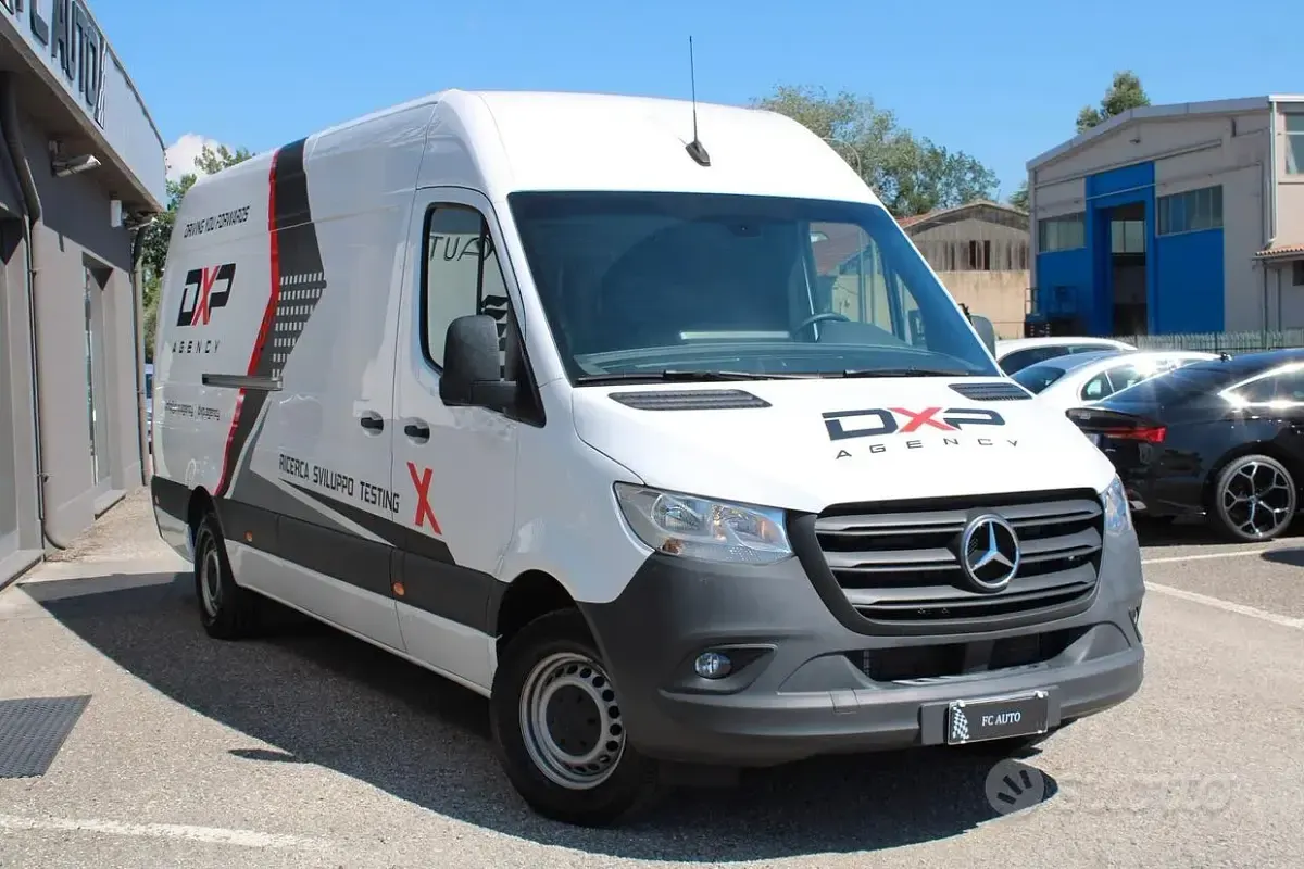 Usata Mercedes Sprinter 170 CV (125 kW) 2023 Bianco Furgone
