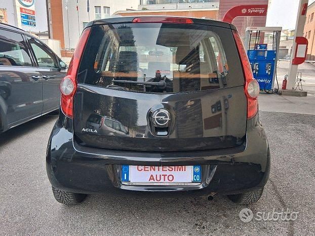 Usata Opel Agila 85 CV (62 kW) 2009 Nero Utilitaria