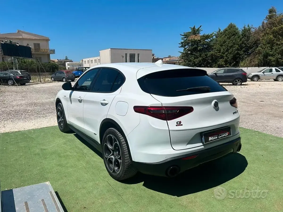 Usata Alfa Romeo Stelvio Veloce 190 CV (139 kW) 2020 Bianco SUV