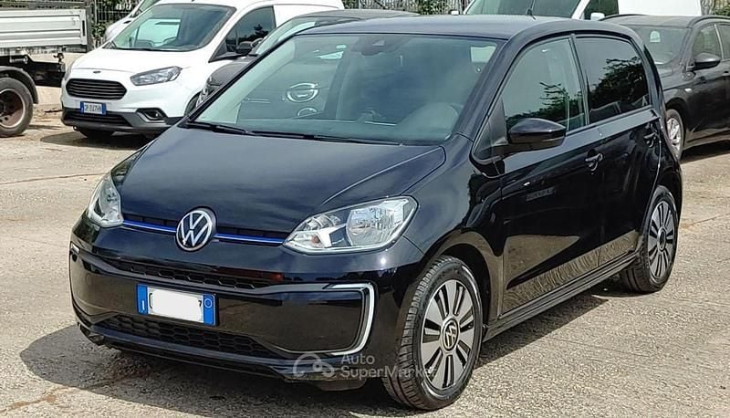Usata VW up! 82 CV (60 kW) 2021 Nero Utilitaria