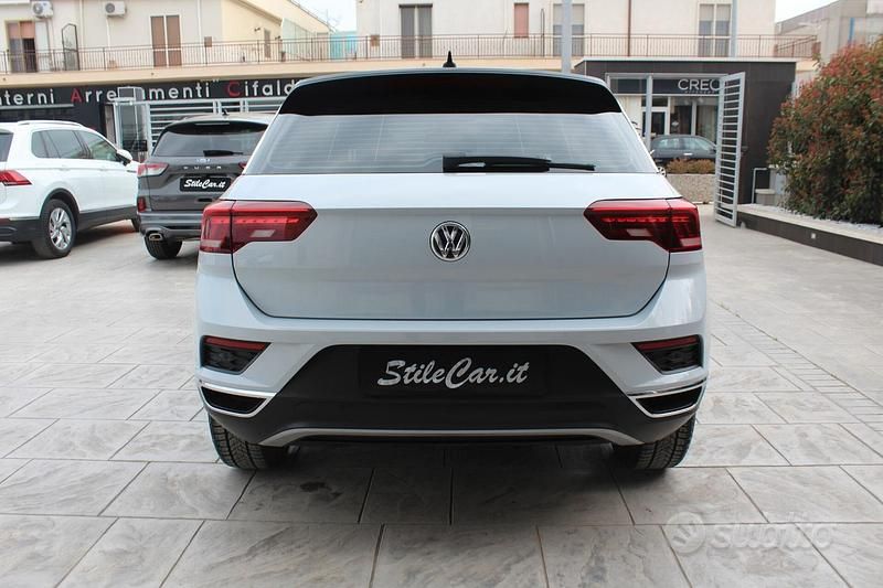 Usata VW T-Roc Advance 116 CV (85 kW) 2020 Grigio SUV