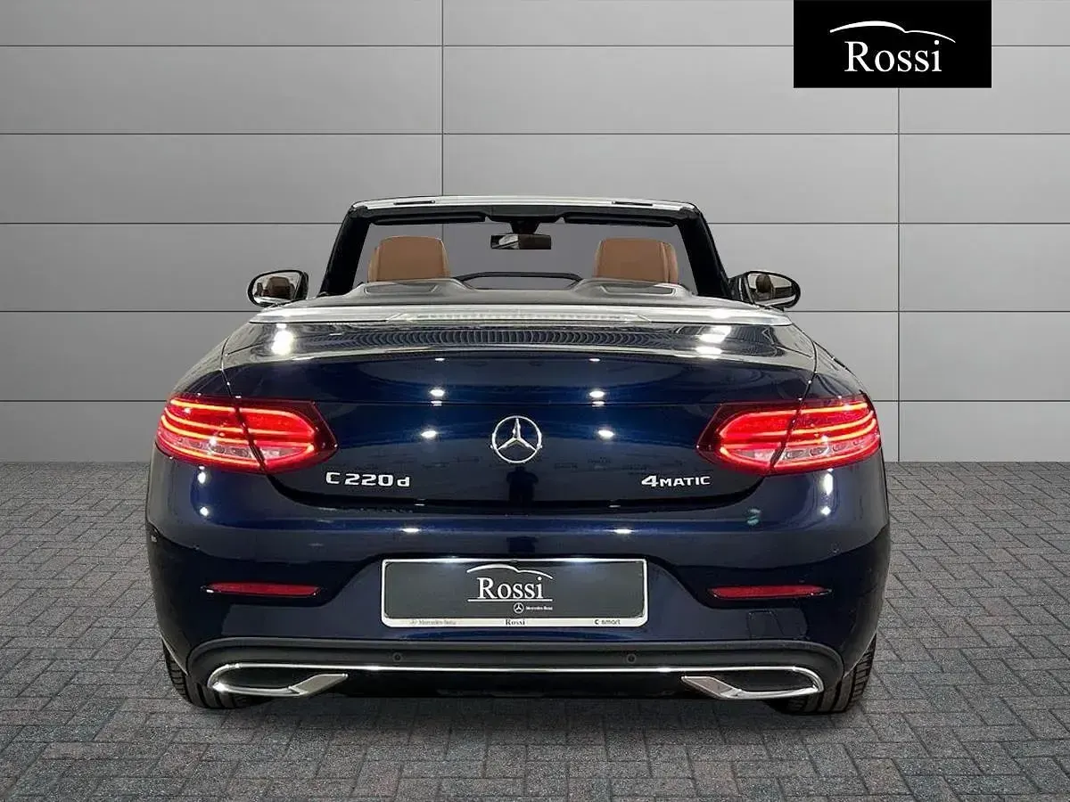 Usata Mercedes 220 194 CV (142 kW) 2019 Cabrio
