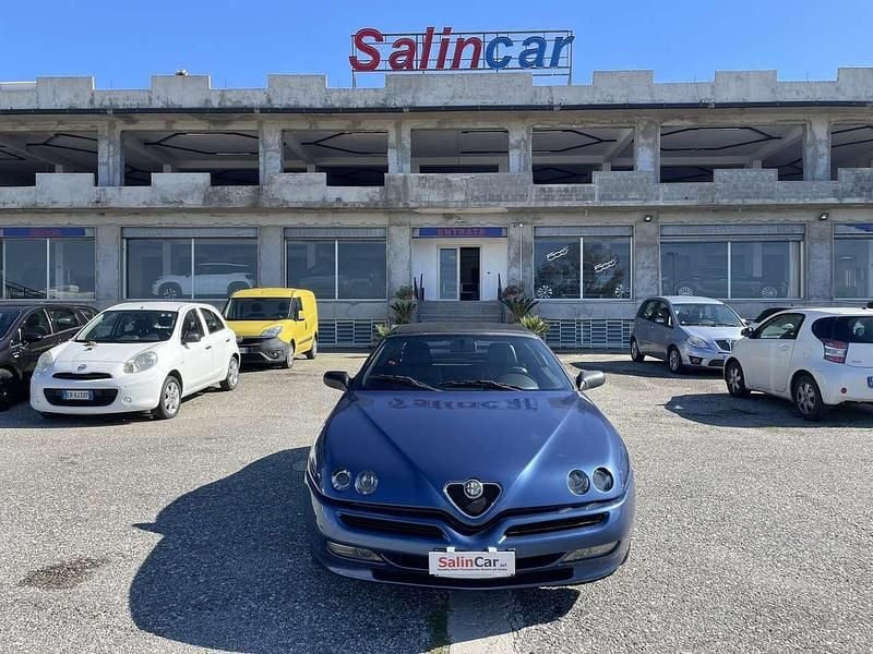Usata Alfa Romeo Spider 150 CV (110 kW) 1997 Blu/azzurro Cabrio