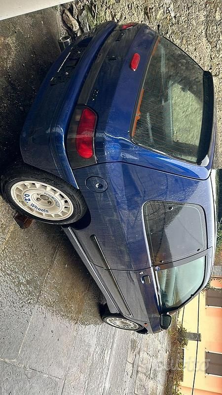 Usata Renault Clio 108 CV (79 kW) 1997 Berlina