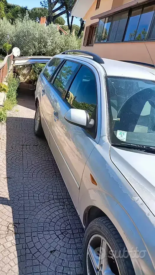 Usata Ford Mondeo 116 CV (85 kW) 2003 Grigio Station wagon