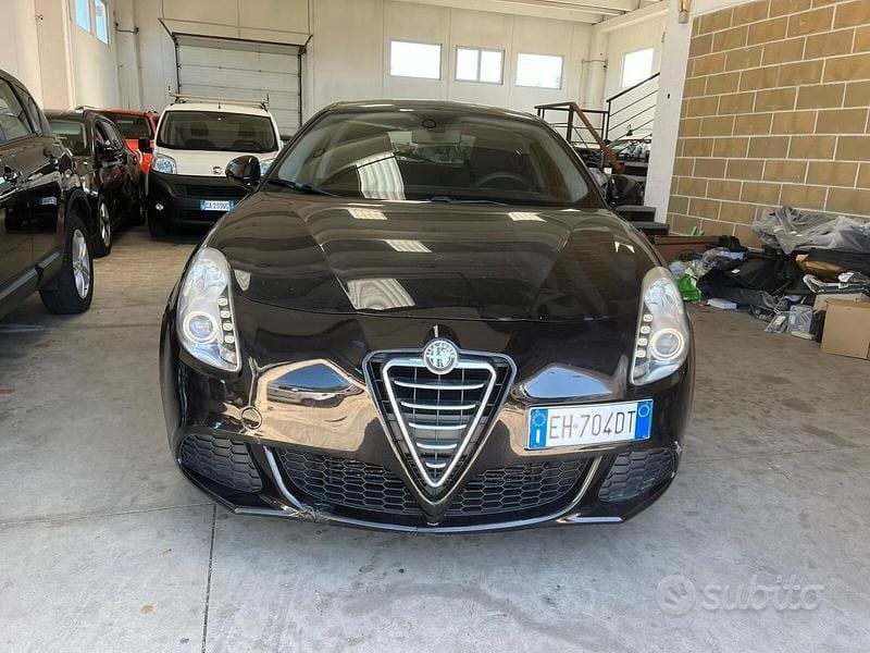 Usata Alfa Romeo Giulietta Progression 105 CV (77 kW) 2011 Nero Utilitaria