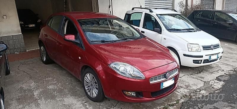 Usata Fiat Bravo Dynamic 120 CV (88 kW) 2011 Rosso Utilitaria