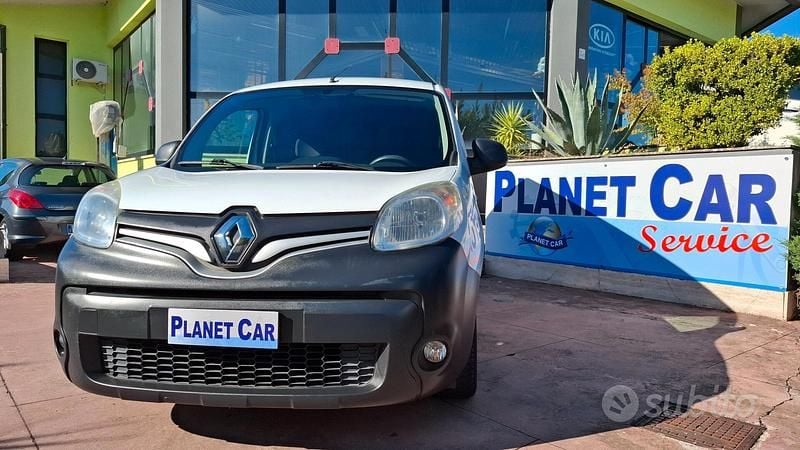 Usata Renault Kangoo 90 CV (66 kW) 2015 Bianco Monovolume