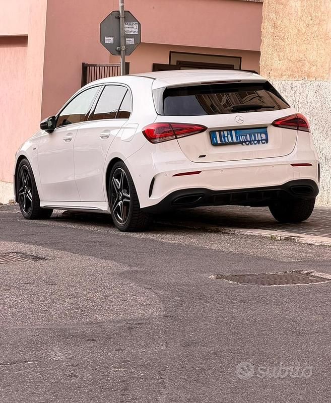 Bianco Usata 2022 Mercedes A180 AMG Coupé | 27.000 € - Immagine 1/4