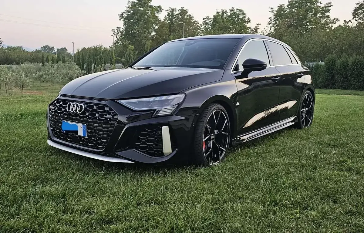Usata Audi RS3 Ambiente 400 CV (294 kW) 2022 Berlina