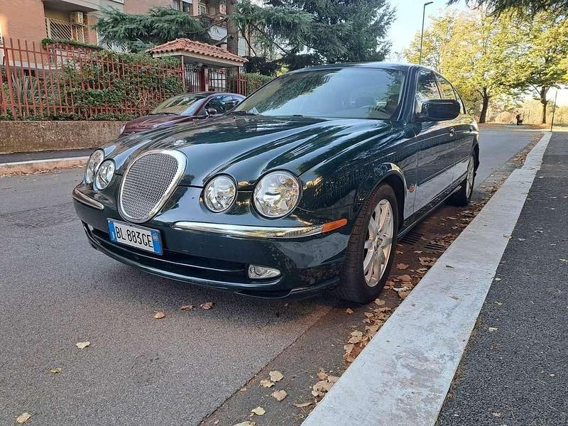 Verde Usata 2000 Jaguar S-Type S Tre volumi | 7400 € (Buon prezzo) - Immagine 1/4