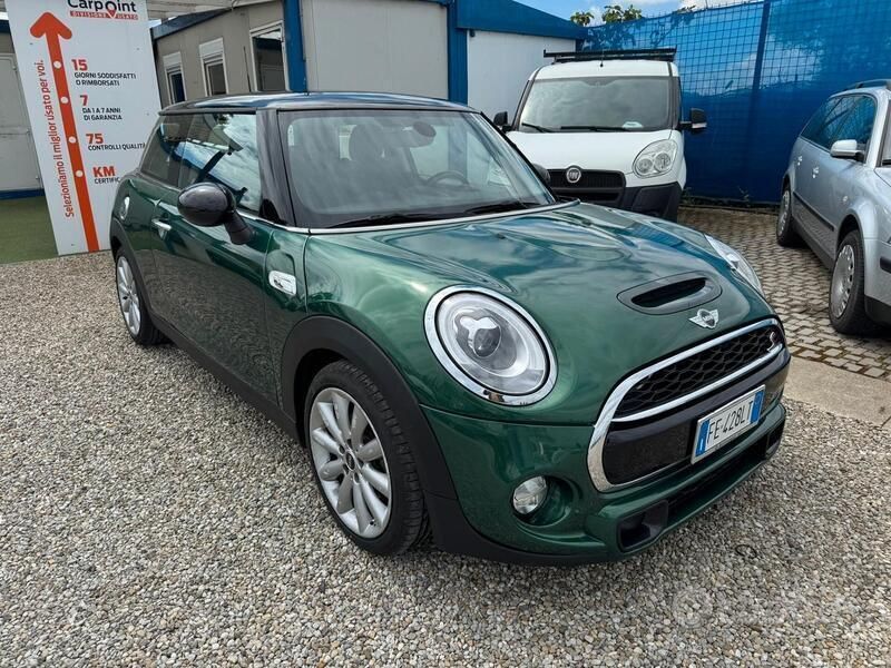 Verde Usata 2016 Mini Cooper SD Clubman Hype Station wagon | 14.900 € (Ottimo prezzo) - Immagine 1/4