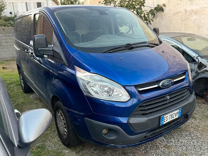 Usata Ford Transit Custom 125 CV (91 kW) 2014 Berlina