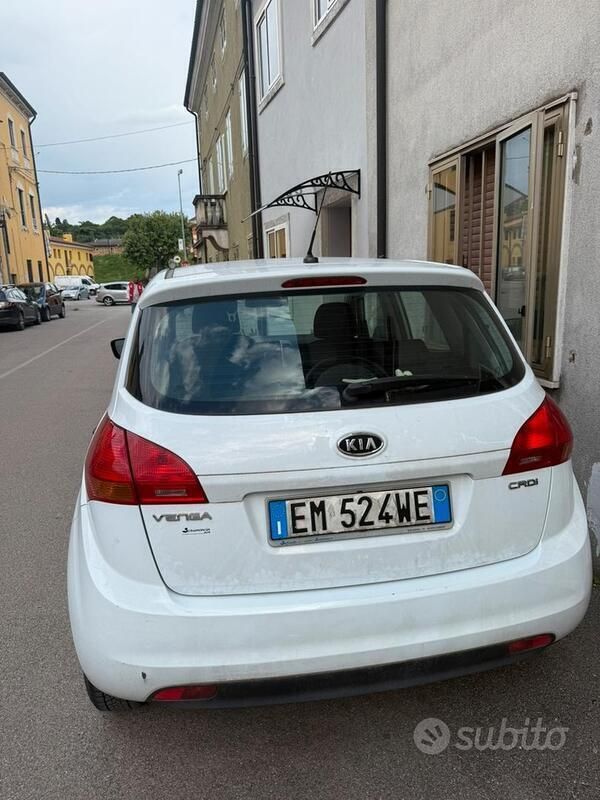 Usata Kia Venga 2012 Bianco Utilitaria