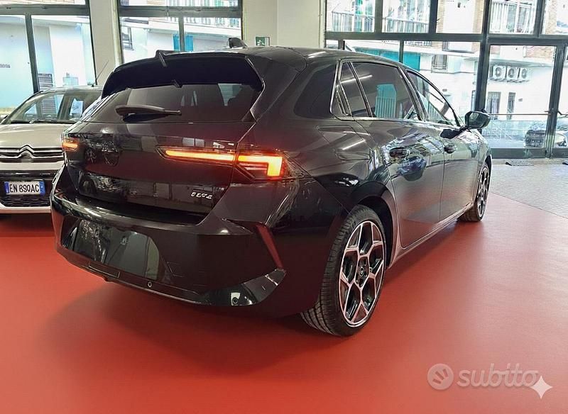 Usata Opel Astra 131 CV (96 kW) 2024 Nero Berlina