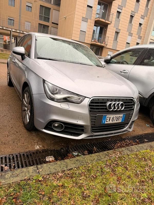 Usata Audi A1 Sportback 90 CV (66 kW) 2014 Grigio Utilitaria