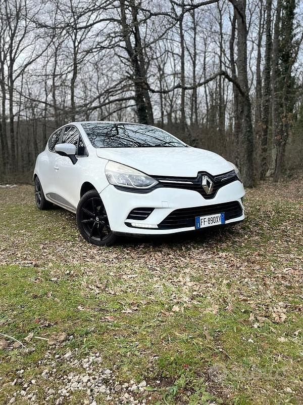 Usata Renault Clio V 2025 Bianco Berlina