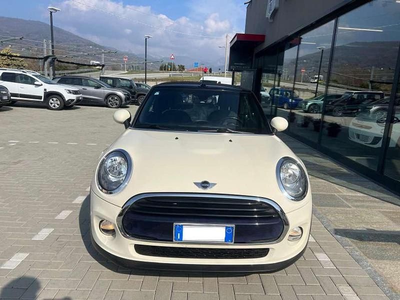 Usata Mini Cooper Cabriolet 136 CV (100 kW) 2016 Other Cabrio