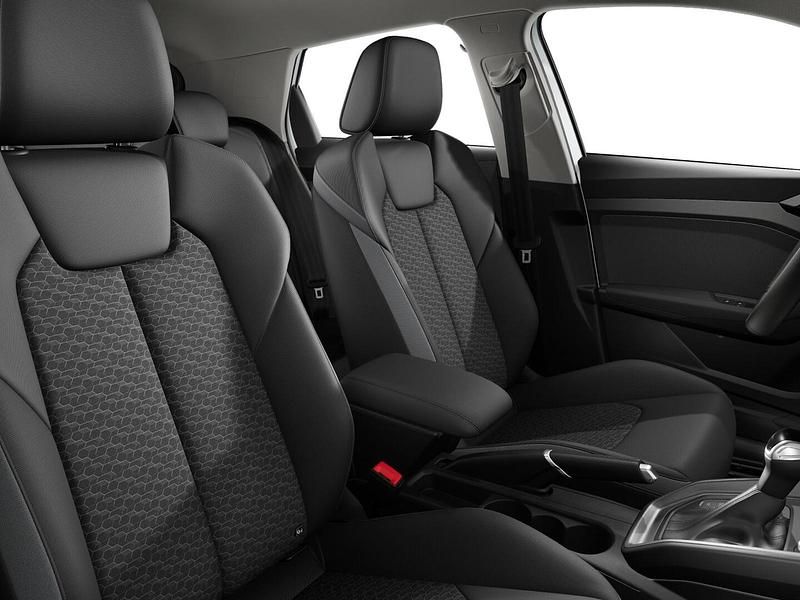 Nuova Audi A1 Comfort 116 CV (85 kW) 2025 Grigio SUV