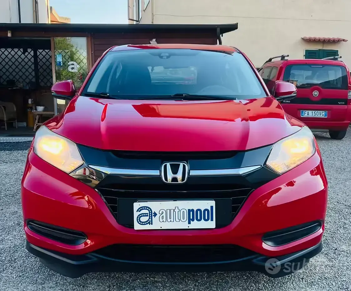 Usata Honda HR-V Elegance 130 CV (95 kW) 2018 Rosso SUV
