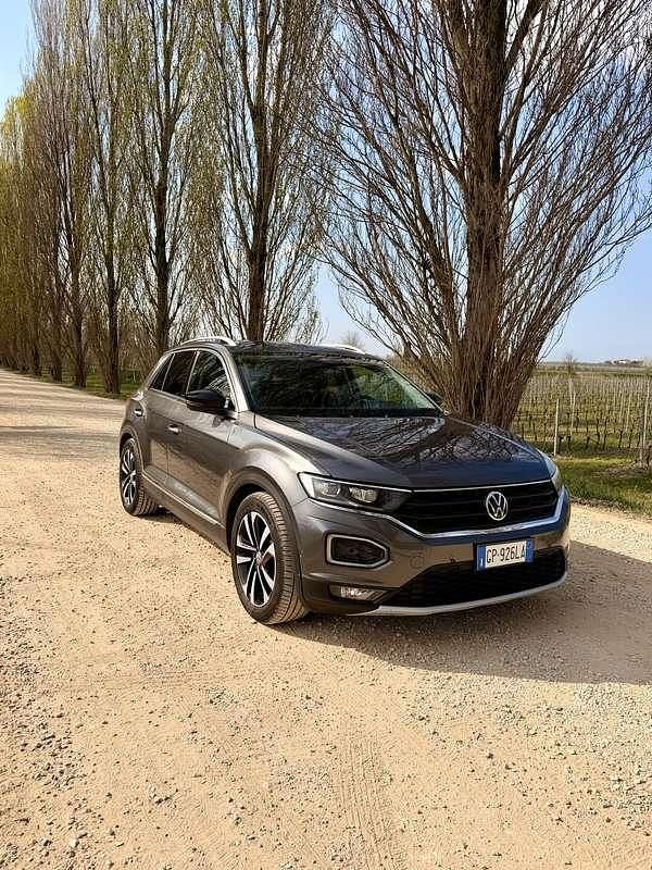 Usata VW T-Roc IQ Drive 150 CV (110 kW) 2019 SUV