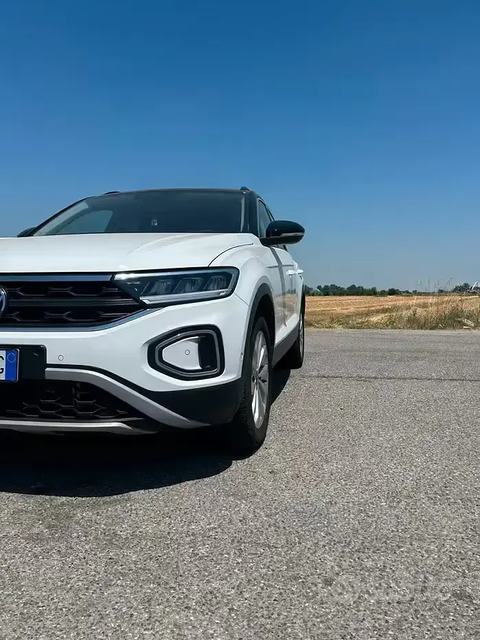 Usata VW T-Roc 2023 SUV