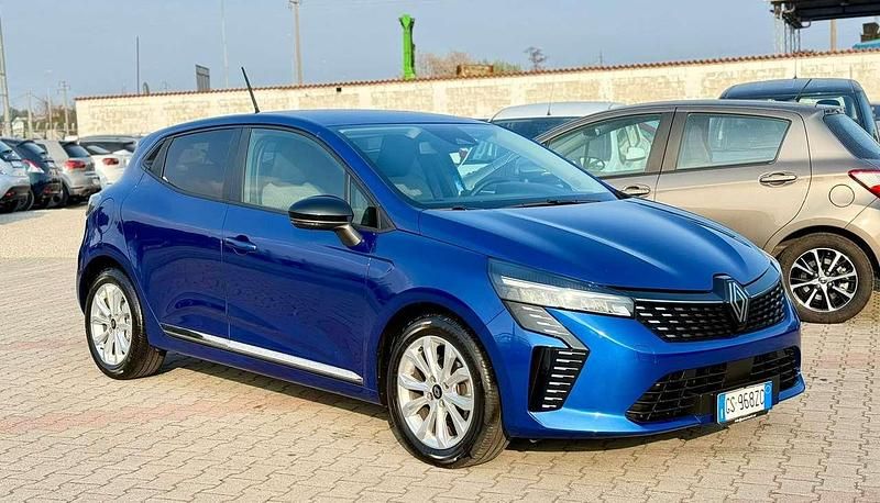 Usata Renault Clio V Evolution 91 CV (66 kW) 2024 Blu/azzurro Berlina