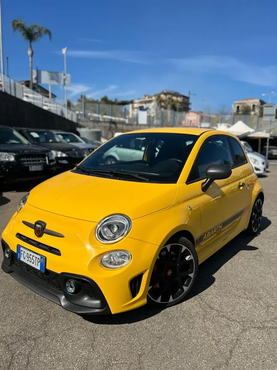 Usata Abarth 595 Competizione 180 CV (132 kW) 2017 Giallo Berlina