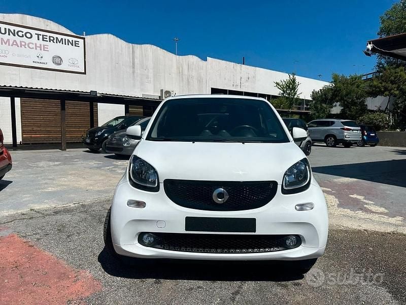 Usata Smart ForTwo Cabrio Passion 90 CV (66 kW) 2017 Bianco Cabrio