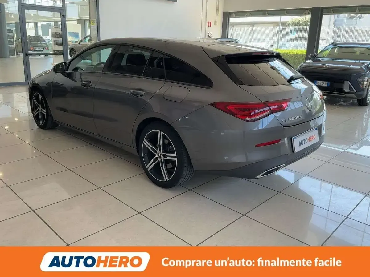 Usata Mercedes CLA200 Shooting Brake 150 CV (110 kW) 2021 Grigio Station wagon