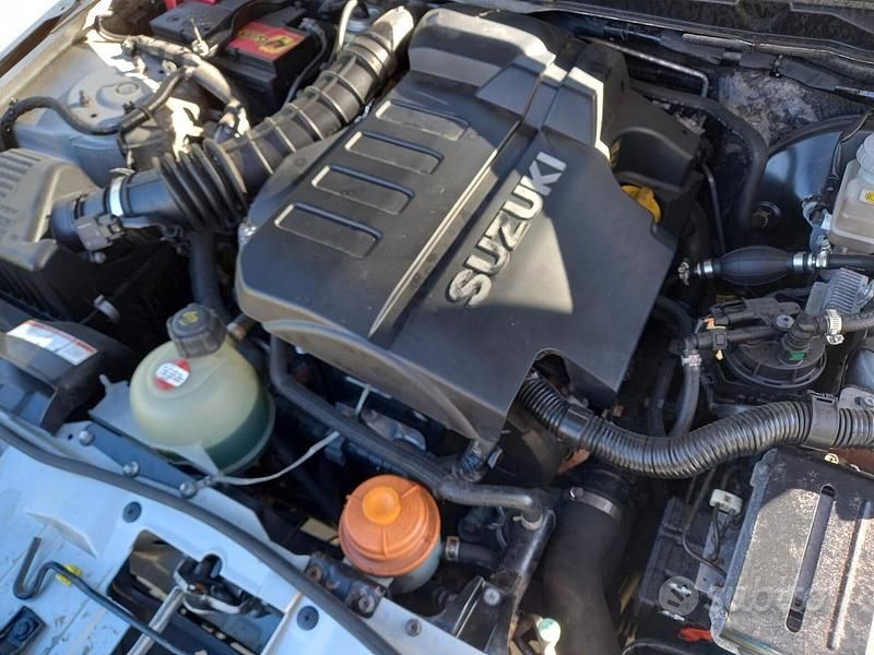 Usata Suzuki Grand Vitara 130 CV (95 kW) 2008 Grigio Station wagon