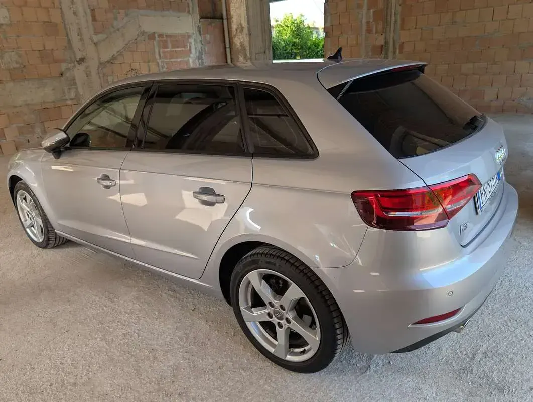 Usata Audi A3 Design 116 CV (85 kW) 2018 Berlina