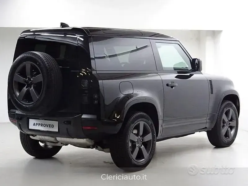 Nuova Land Rover Defender 200 CV (147 kW) 2026 Nero SUV
