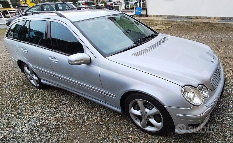 Usata Mercedes C320 Avantgarde 224 CV (164 kW) 2007 Grigio Station wagon