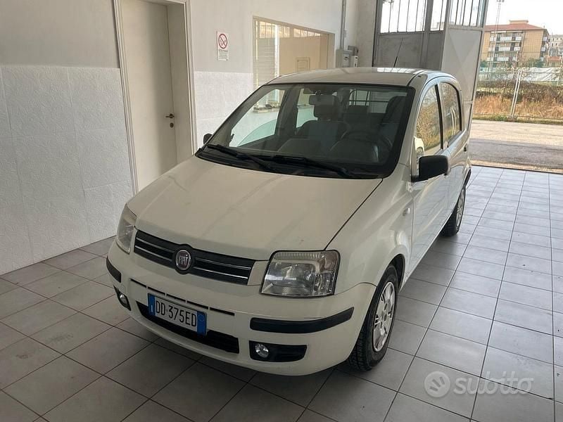 Usata Fiat Panda Dynamic 60 CV (44 kW) 2007 Bianco Utilitaria