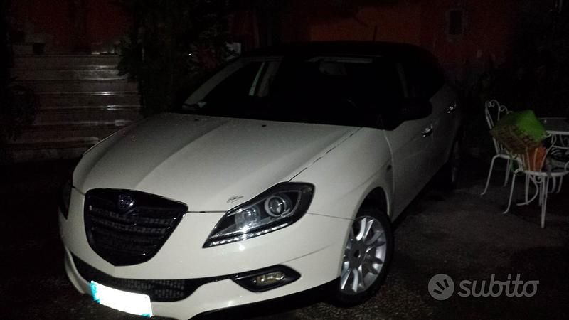 Usata Lancia Delta 150 CV (110 kW) 2009 Bianco Utilitaria