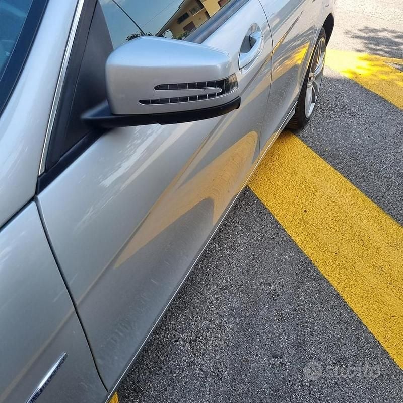Usata Mercedes C220 170 CV (125 kW) 2011 Grigio Station wagon