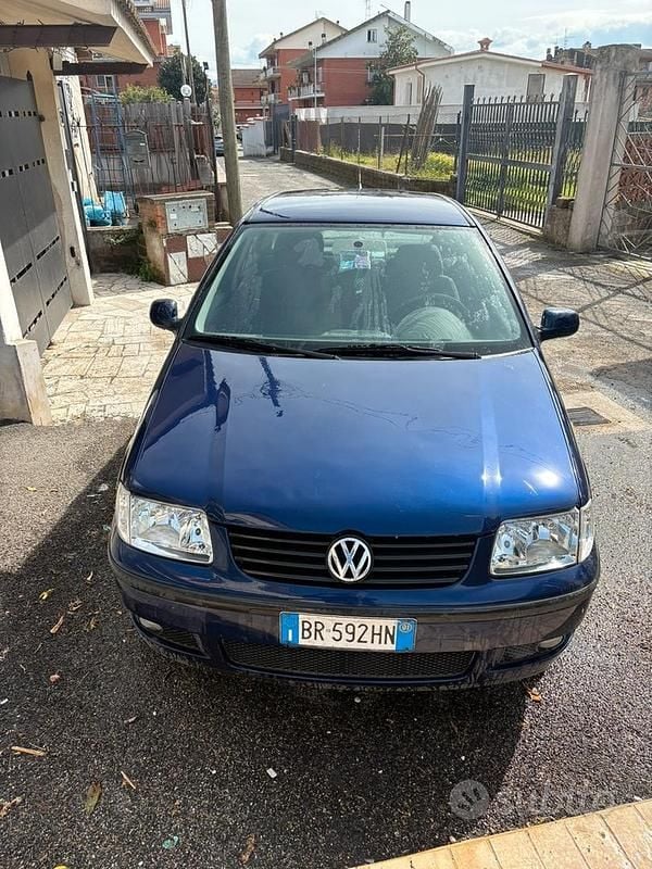 Usata VW Polo 2001 Blu Berlina