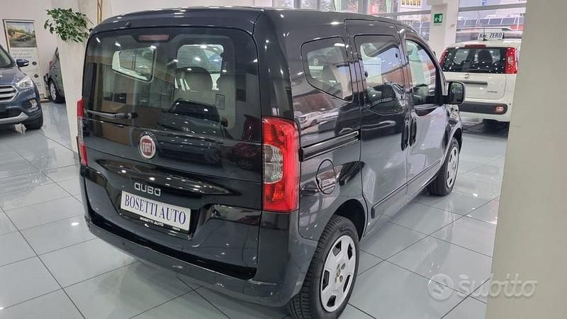 Usata Fiat Qubo Lounge 77 CV (56 kW) 2017 Nero Monovolume