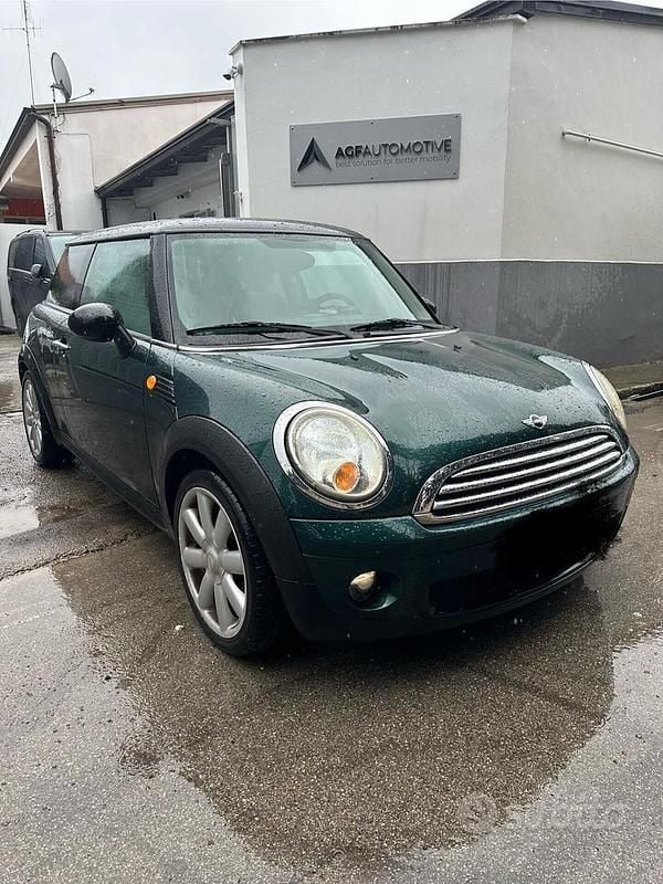 Usata Mini Cooper 120 CV (88 kW) 2007 Verde Utilitaria