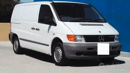 Bianco Usata 2001 Mercedes Vito Furgone | 3700 € (Ottimo prezzo) - Immagine 1/4