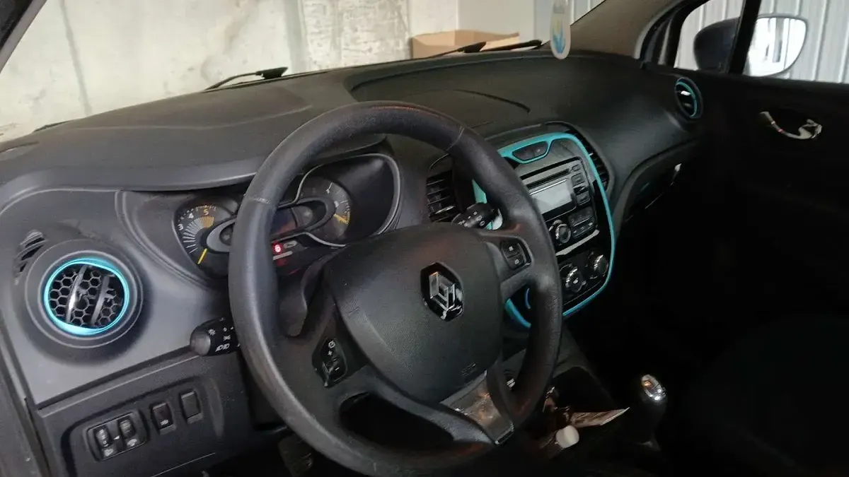 Usata Renault Captur 90 CV (66 kW) 2015 SUV
