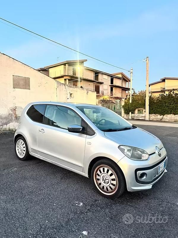 Usata VW up! 75 CV (55 kW) 2012 Grigio Utilitaria
