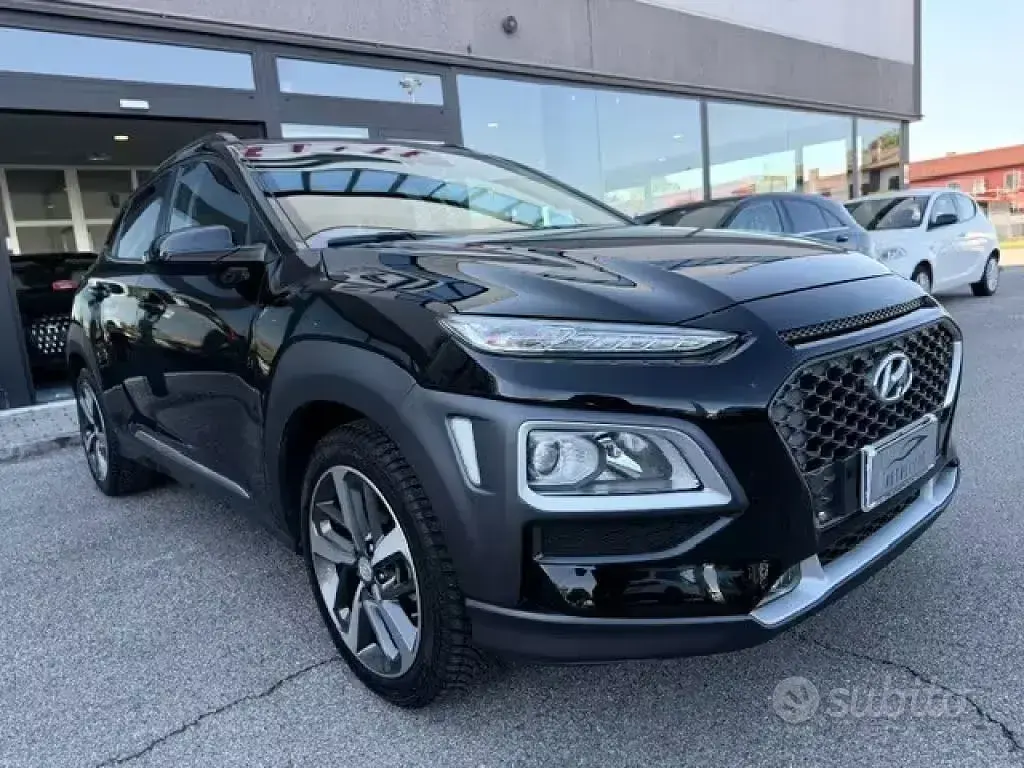 Usata Hyundai Kona Style 120 CV (88 kW) 2018 Nero SUV