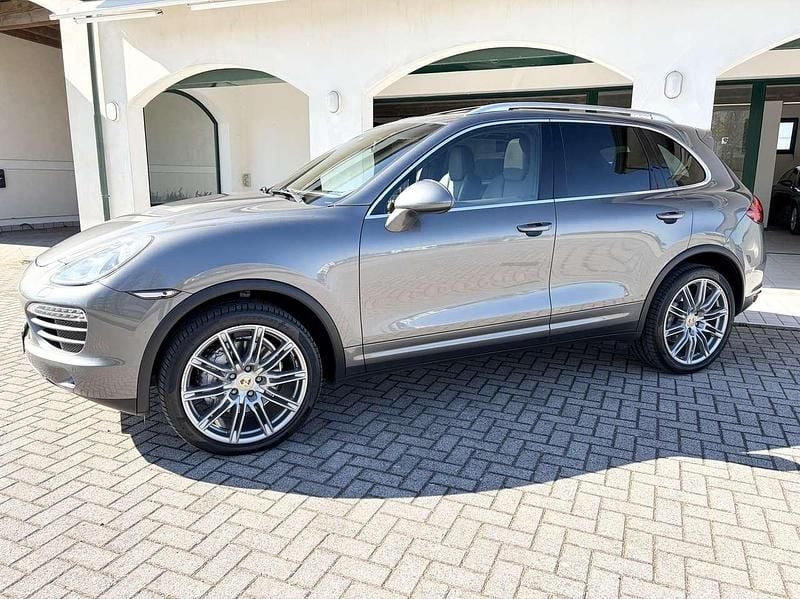 Usata Porsche Cayenne S 245 CV (180 kW) 2012 Grigio SUV