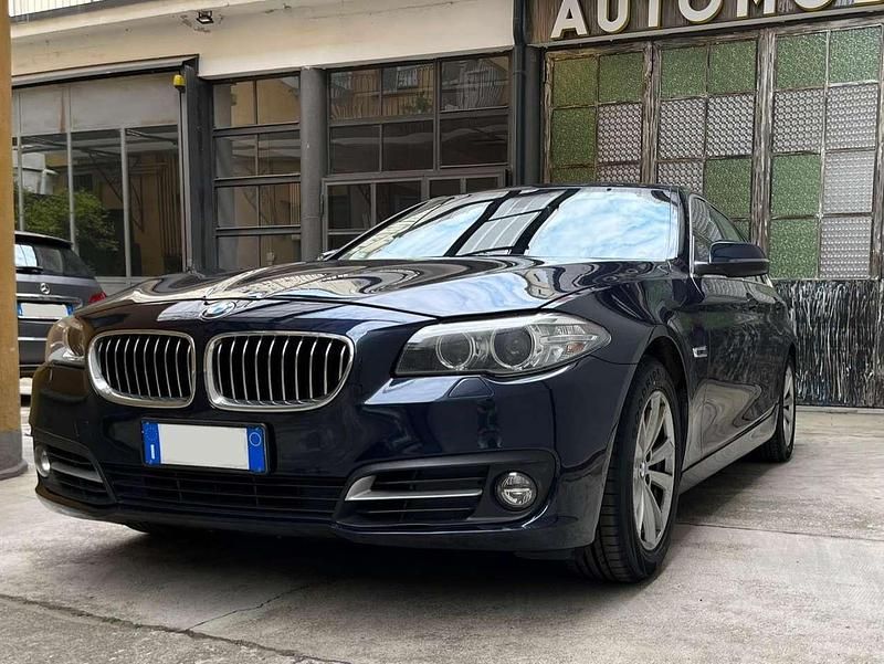 Usata BMW 520 Efficient Dynamics 184 CV (135 kW) 2014 Blu Station wagon