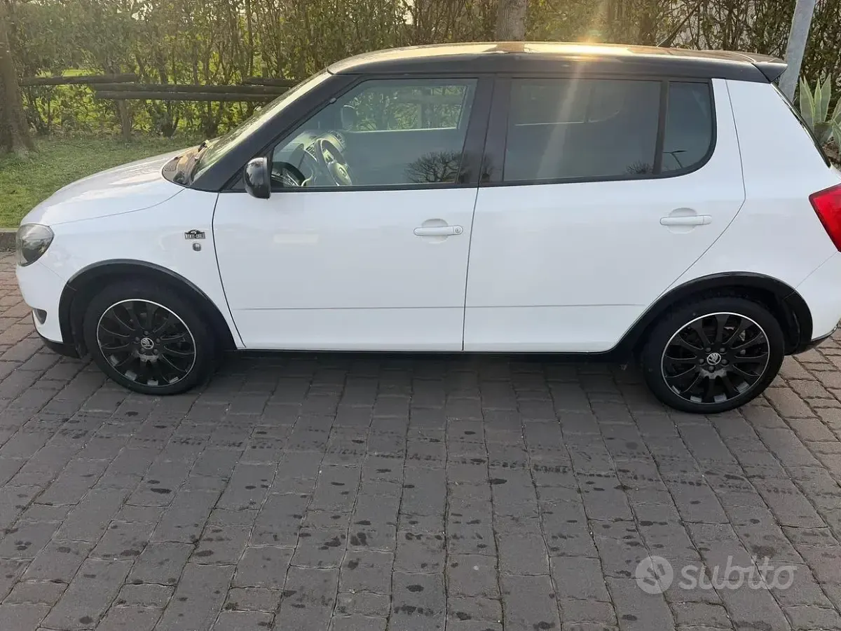 Usata Skoda Fabia Monte Carlo 75 CV (55 kW) 2014 Bianco Berlina