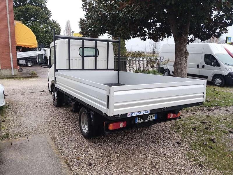 Usata Nissan Cabstar 131 CV (96 kW) 2017 Bianco Pick-up